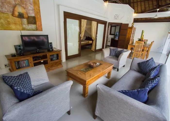 Villa Kamboja Senior Legian