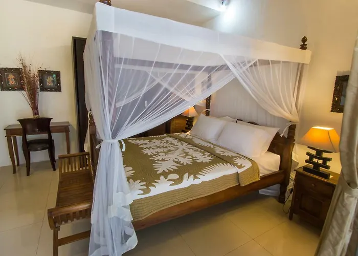 Villa Kamboja Senior *