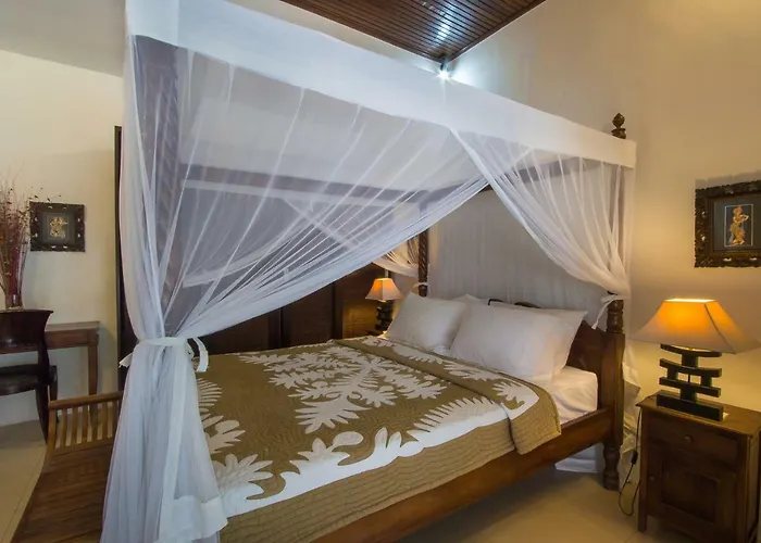 Kamboja Senior Villa Legian